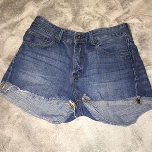 H&M High waisted mom short